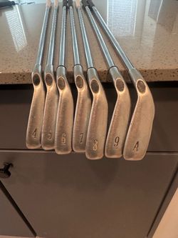 Golf clubs set