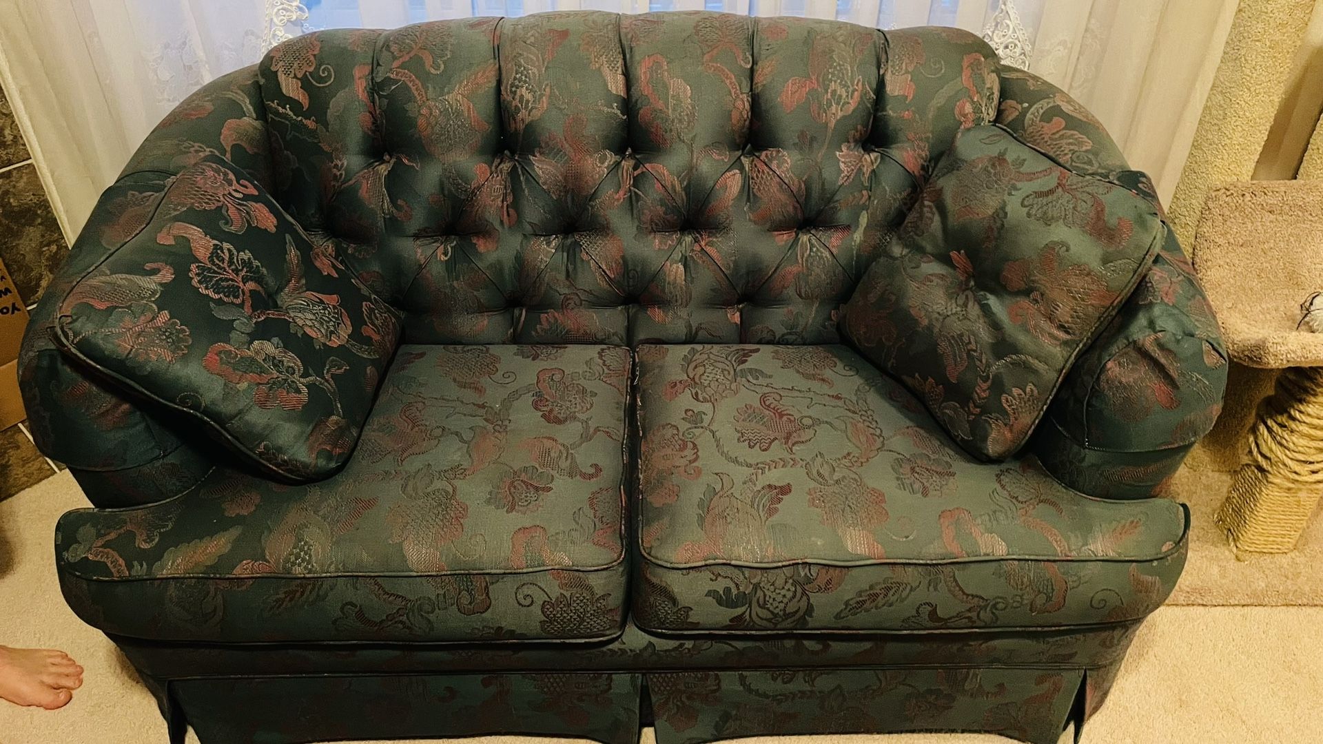 Loveseat Couch Sofa Broyhill Furniture