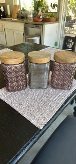 3 kitchen jars