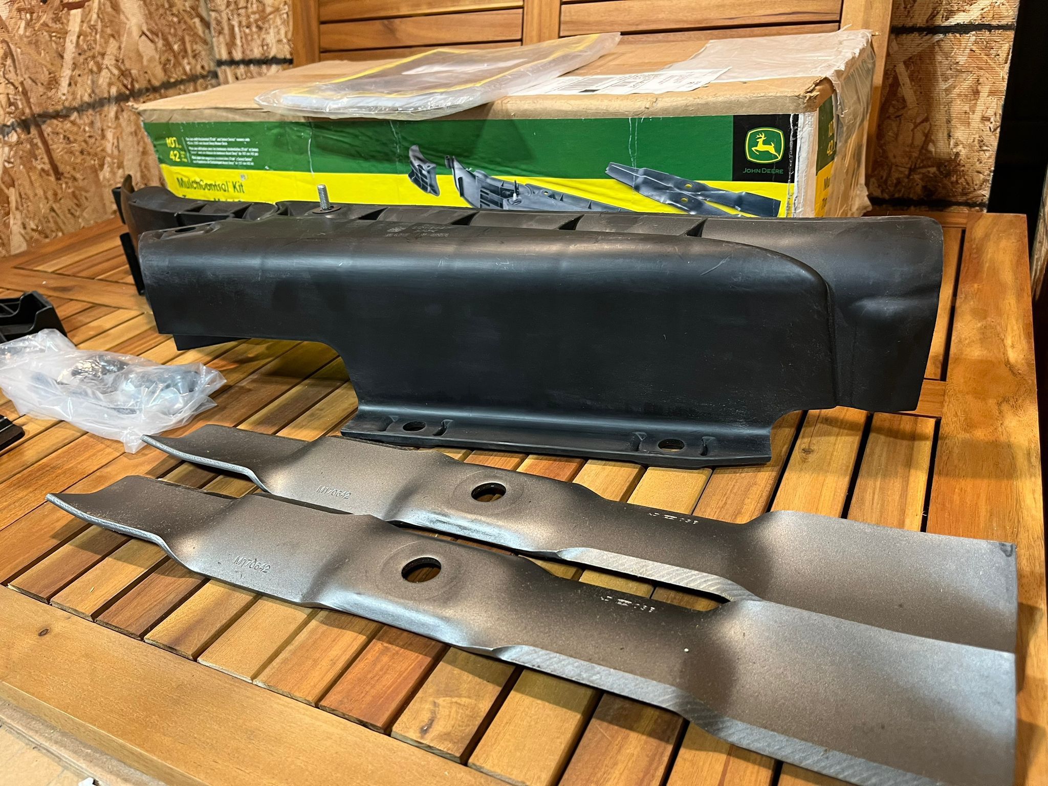 John Deere BUC10704 - Mulch Control Attachment Kit for 42A Mower Decks