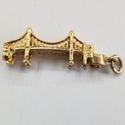 Charm Golden Gate Bridge Gold Plated 