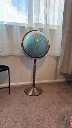 Standing globe