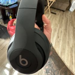 Beats Solo 3 $85 Firm 