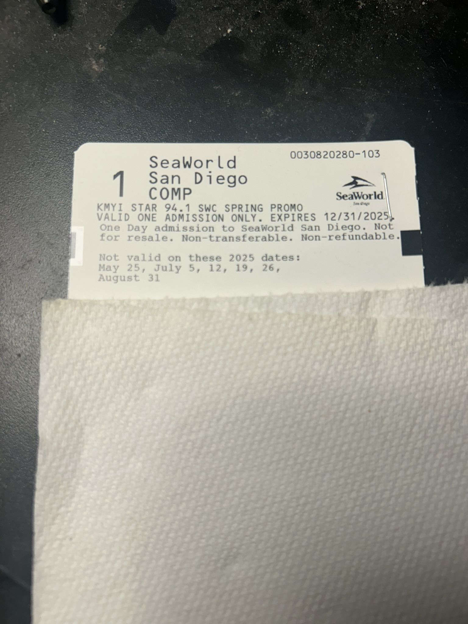 Sea World Tickets, 4pk Expires Dec. 31st $250 Or Best Offer