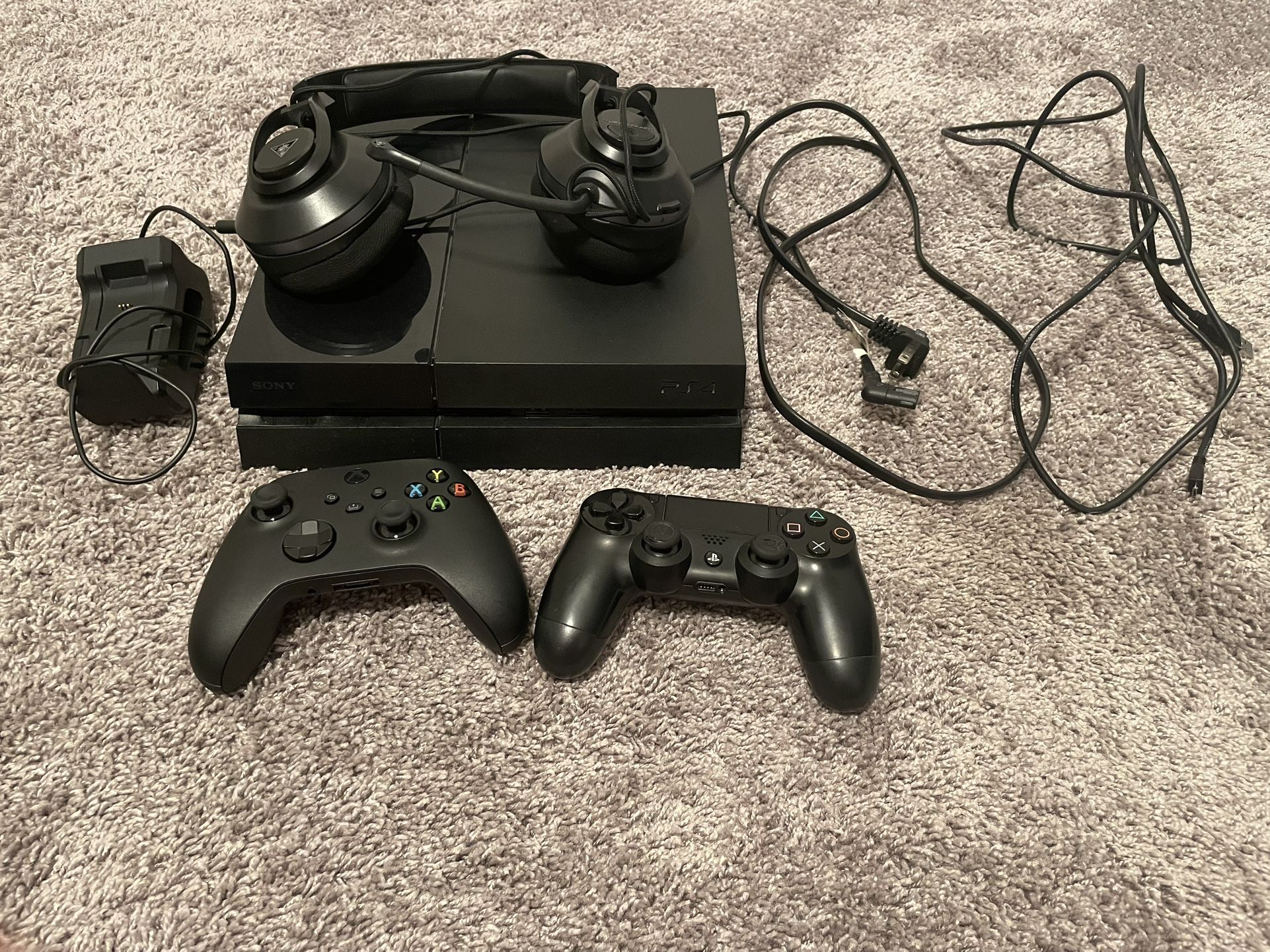 BIG! PS4 500gigs with Xbox S/X Controller