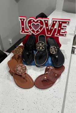 WOMEN SANDALS , SANDALIAS  / $65