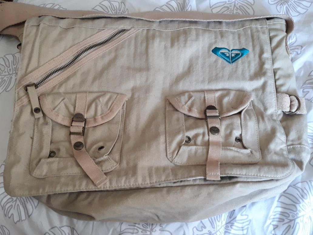 ROXY Cargo Style Tan Messenger Bag (Pre-Owned)