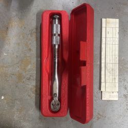 Proto No. 6062-5, 1/4” Drive Ratcheting Micrometer Torque Wrench 40-200 In Lbs)