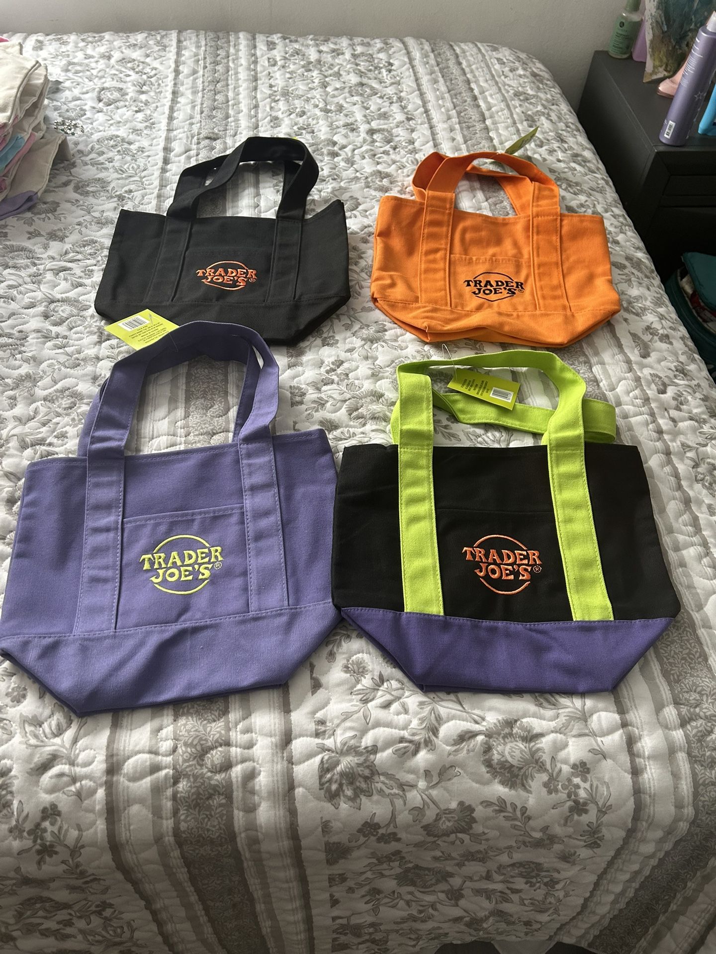 Canvas Bags, Set Of 4.