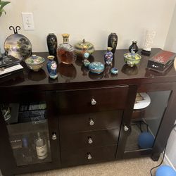 Serving Table 