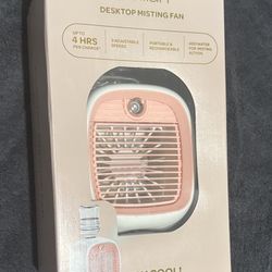 Beauty spray wet fan.