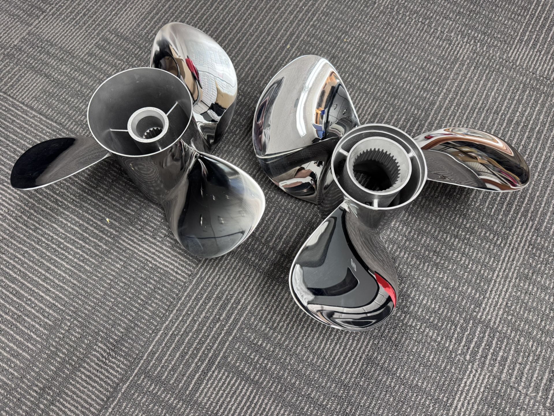 Bravo 3 Propellers 24p