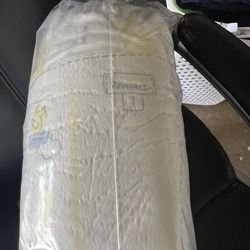 Pampers size 1