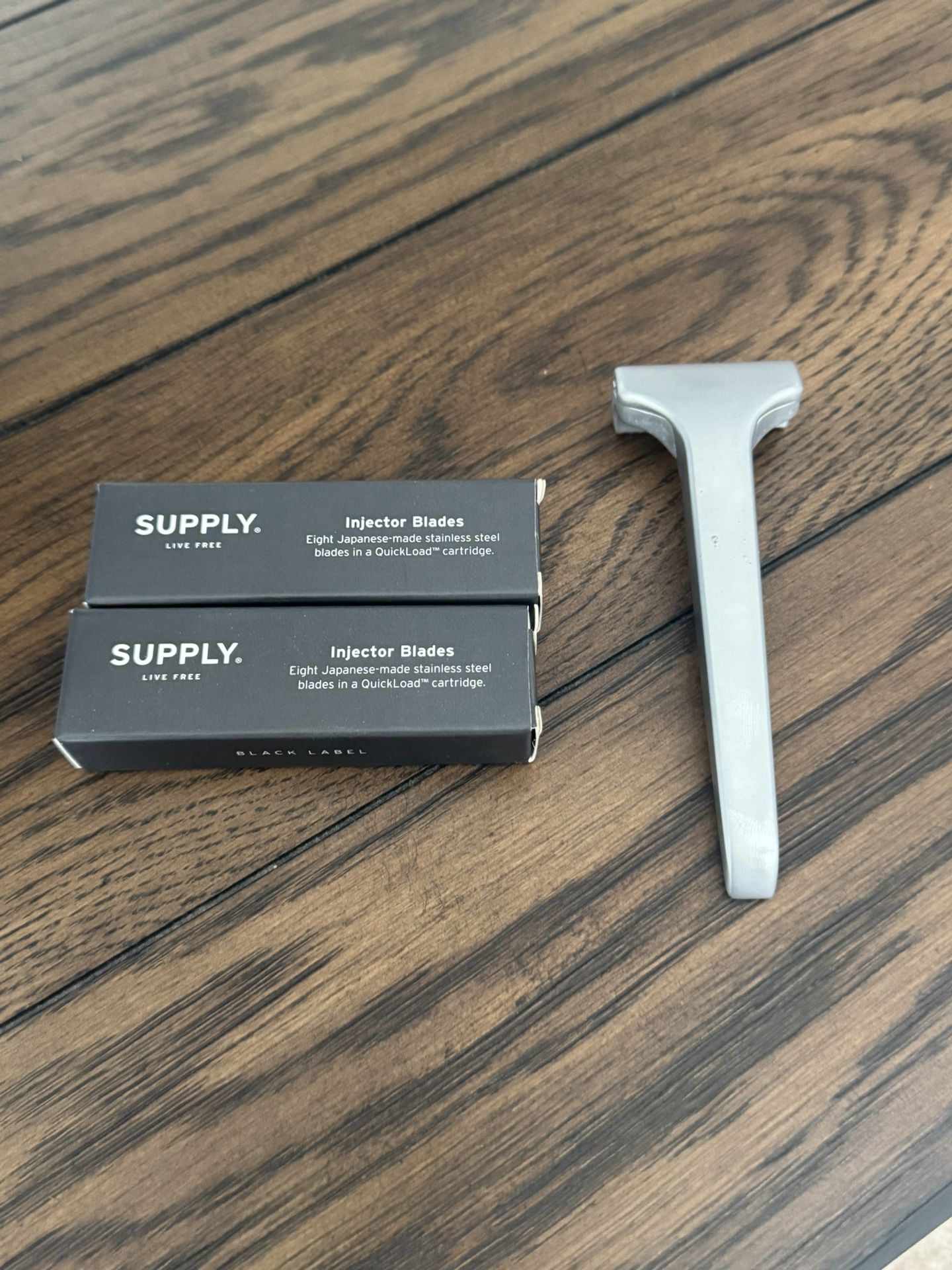 Supply Razor