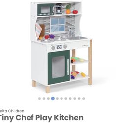 New toddler kitchen / Kids play