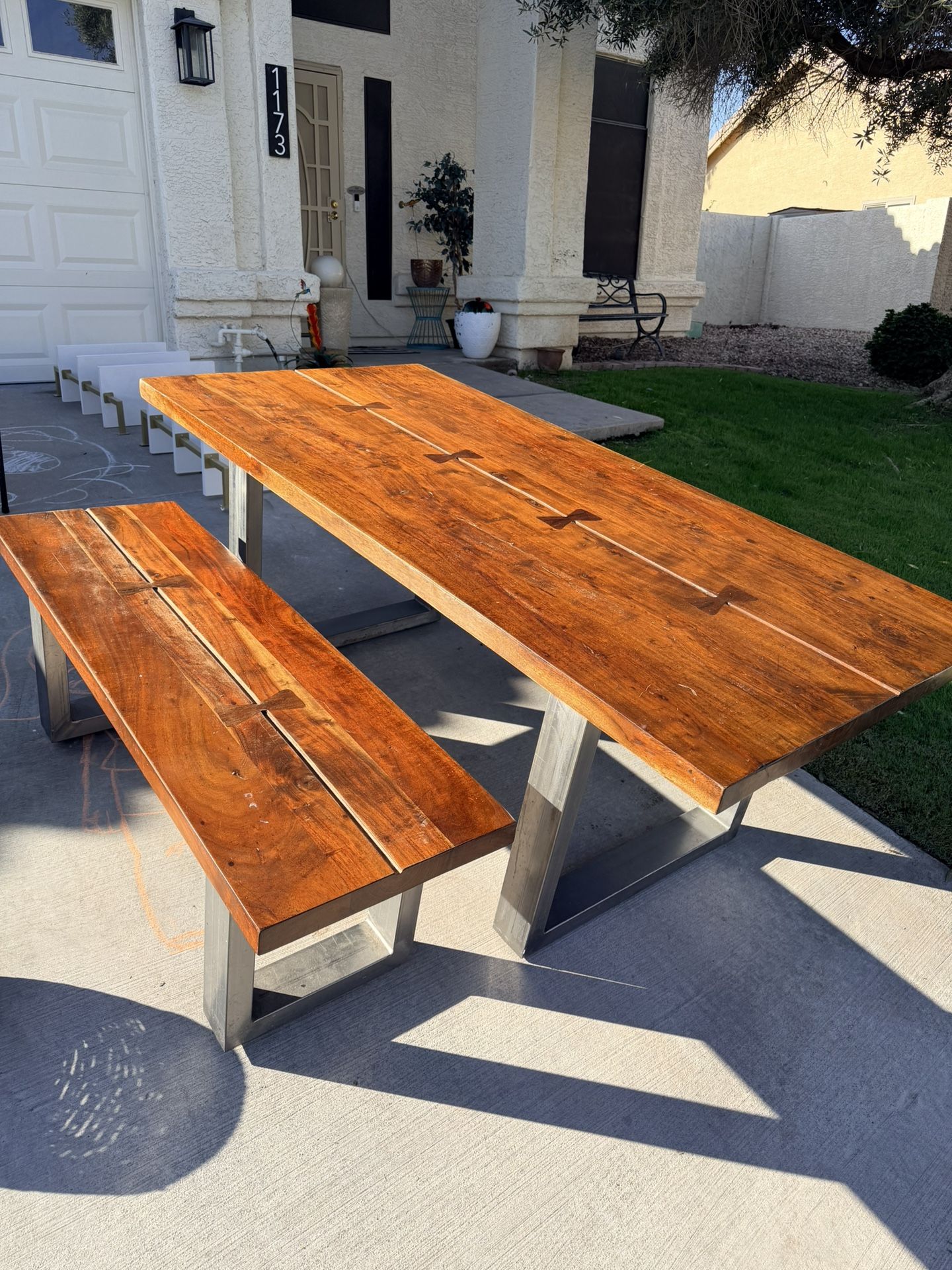 Heavy Duty Wooden Kitchen Table With Bench Seat