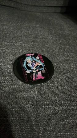 Hatsune Miku Pin