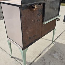 Mint Green Vintage Roper Stove – Great Color – As-Is