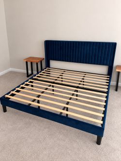 King Size Navy Blue Velvet Bed Frame – Excellent Condition