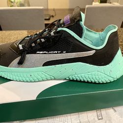 Puma Replicat-X Pirelli Size 11.5  Mercedes Lewis Hamilton 