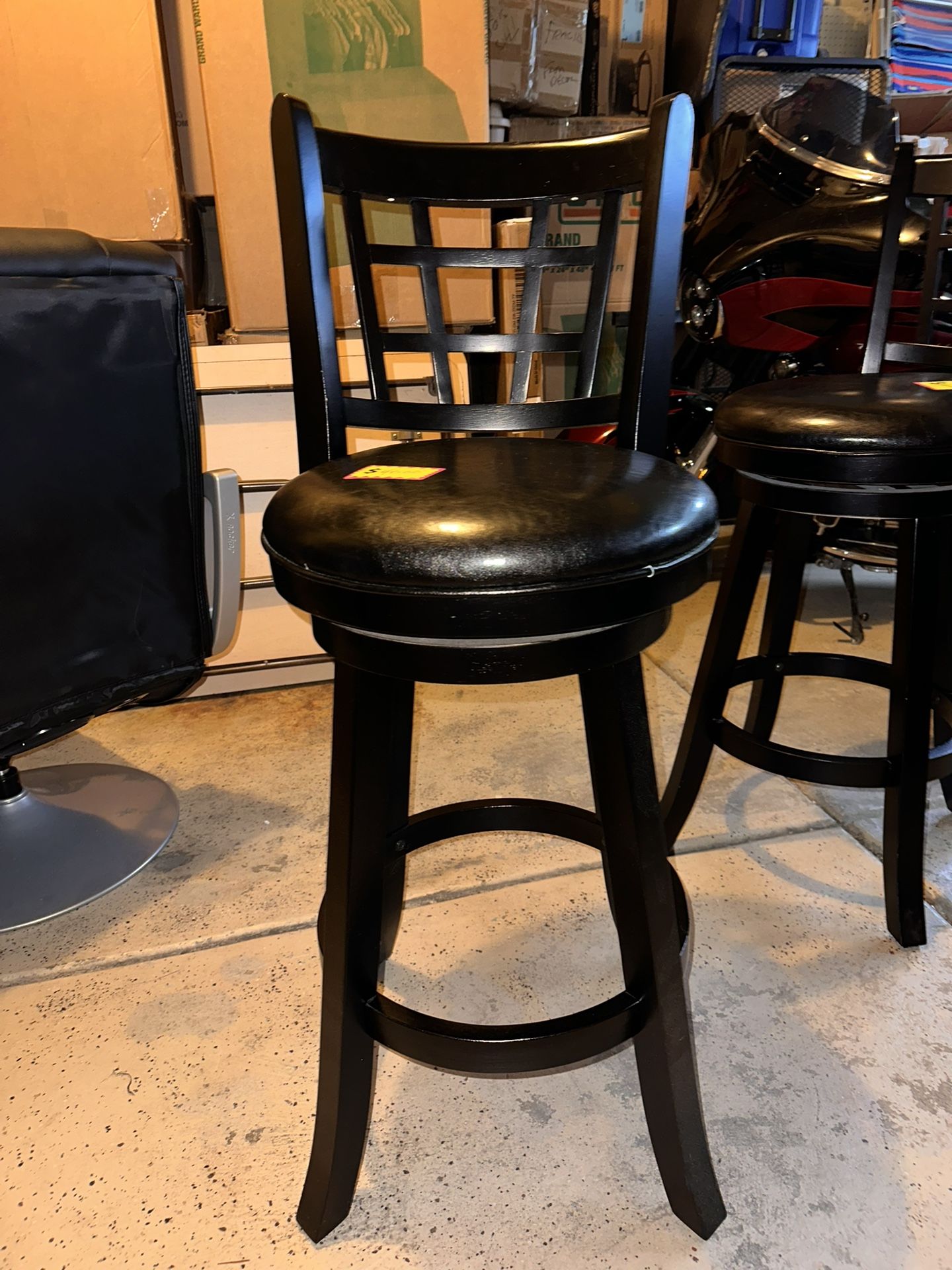 Swivel Bar Height Bar Stools 