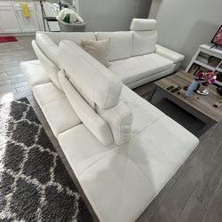 White L Shaped Sofa With Extendable Backs