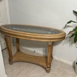 glass/wooden table 