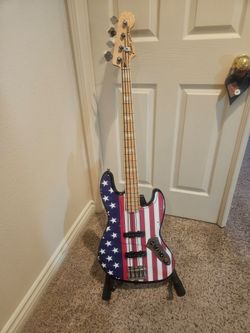 Squire VM77  jazz bass