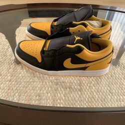 Nike Air Jordans Size 11