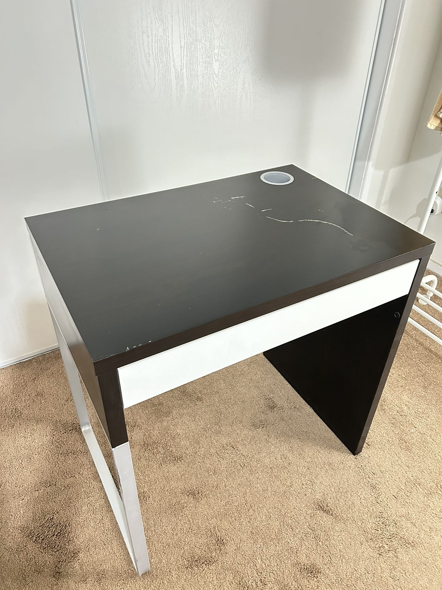Small Writing Table