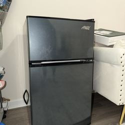 Arctic King Mini Fridge with Freezer
