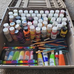 Acrylic Paint And Case