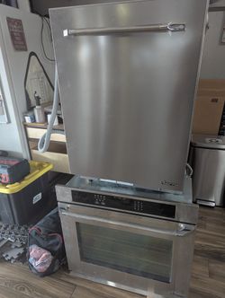Dacor Dishwasher And Oven Matching Set