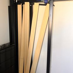 King Platform Metal Frame With Headboard 
