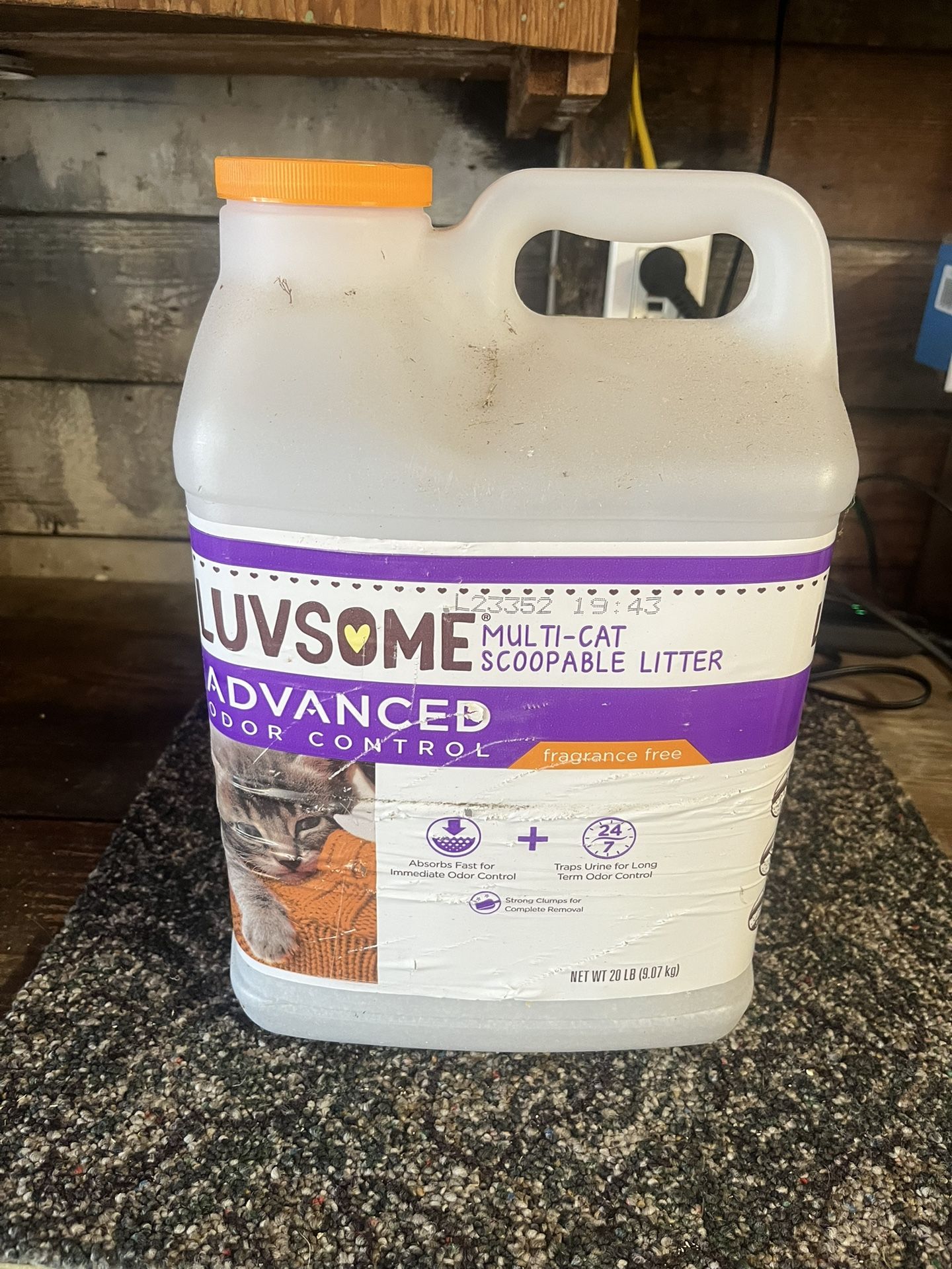 Luvsome Cat Liter