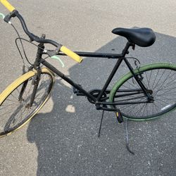 Mountain Bikes And Road Bike 