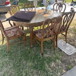 Table And Chairs 