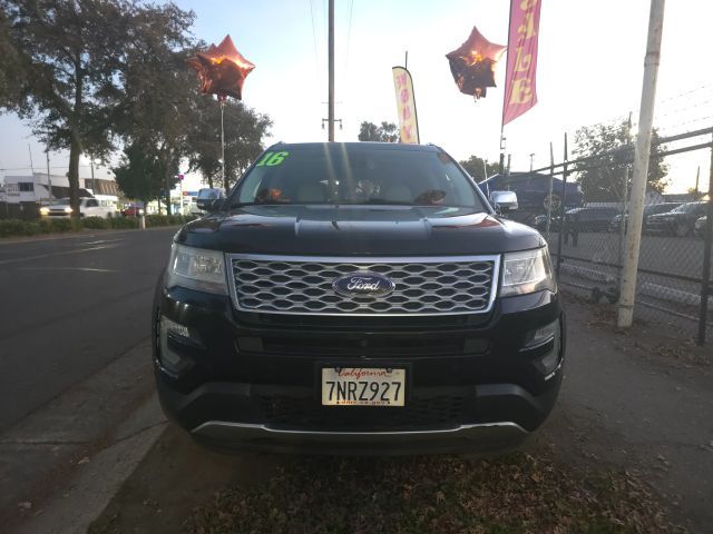 2016 Ford Explorer