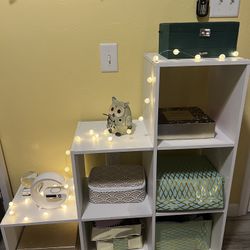 White Cube Storage Shelf