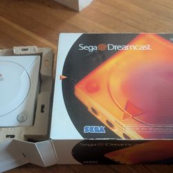 Sega Dreamcast w/original box