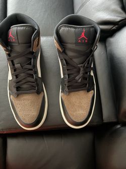 Nike Men’s Jordan 1 Mid