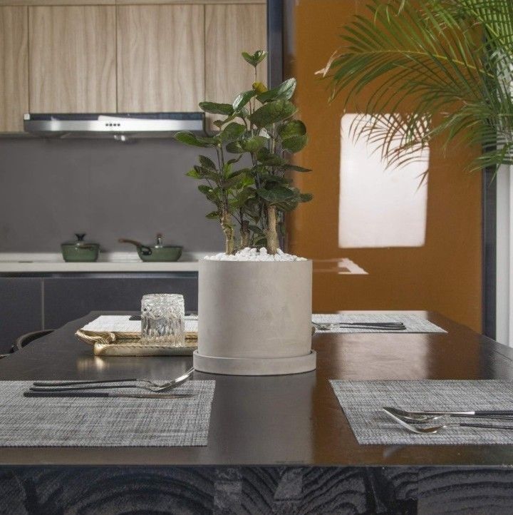 Ekirlin 9 Inch Flower Plant Pot Indoor - Grey Cement Garden Planter Concrete Planter With Drain Hole Saucer, Modern Succulents Containers For Home Dec