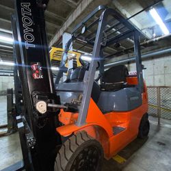 Ready To Work Toyota forklift 5,000 lb  