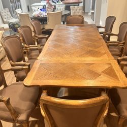 Expandable 19th Century French Louis XV Carved Dining Table with Two Leaves