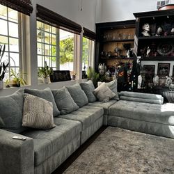 Modern Sectional Sofa with Chaise Lounge
