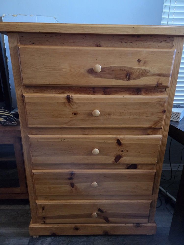 Wood Dresser