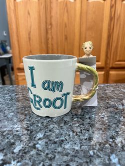 Disney Parks Marvel Guardians of Galaxy I Am Groot Coffee Mug with Spoon . Brand new with tags never used. Smoke free home . Perfect condition no c