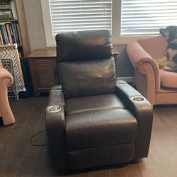 Super Nice Power Recliner With Vibrating Back