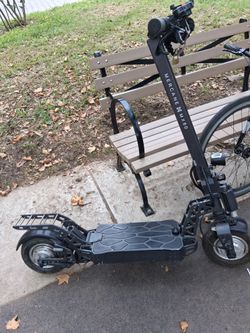 Electric scooter