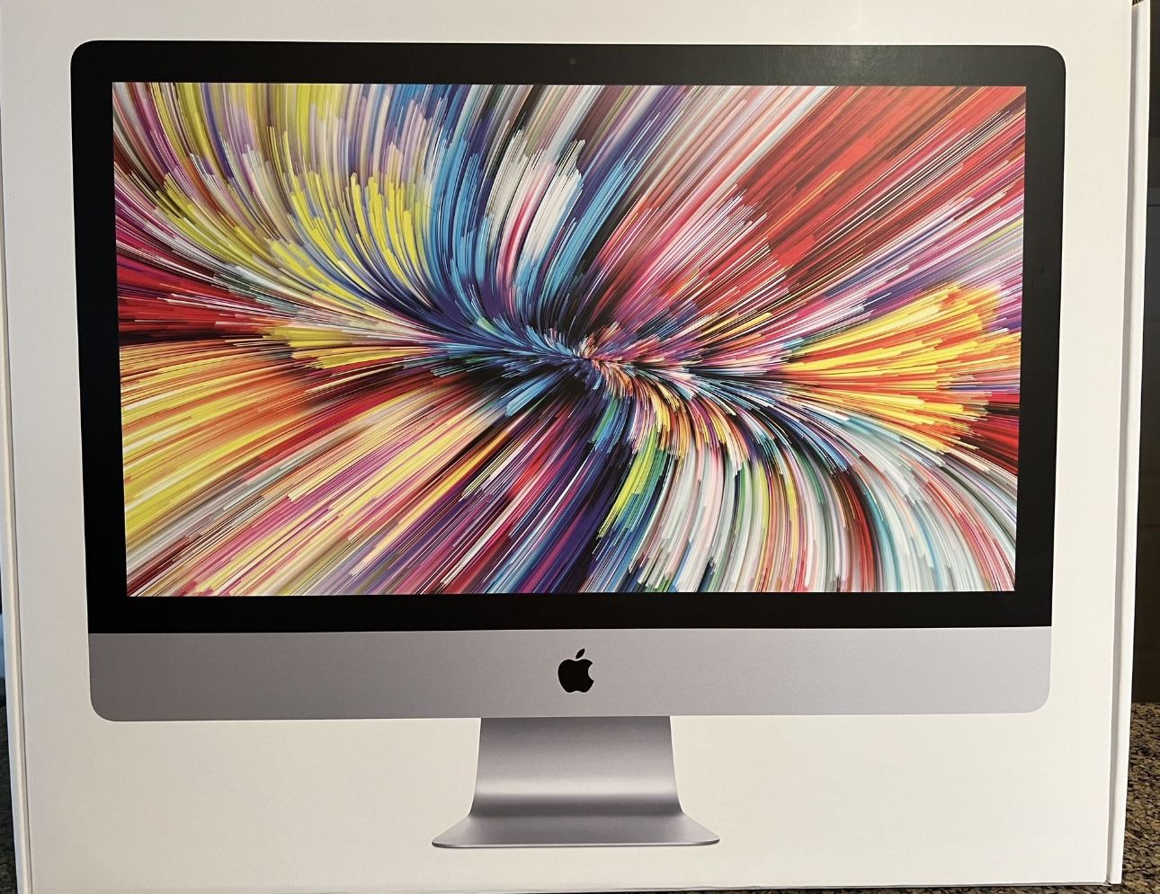 27 Inch Mac 3.3 GHz 6-Core Intel Core i5 (2020 Model)